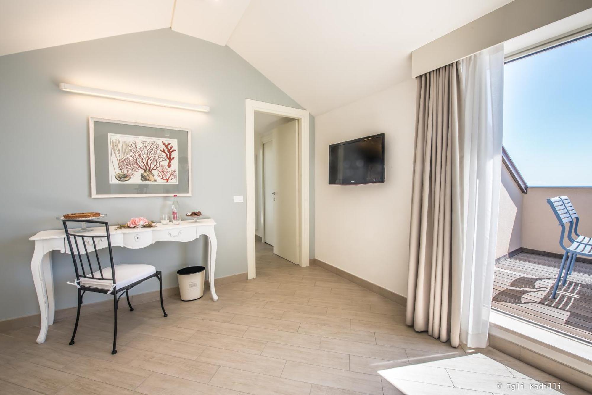 Hotel San Pietro Palace Finale Ligure Dış mekan fotoğraf