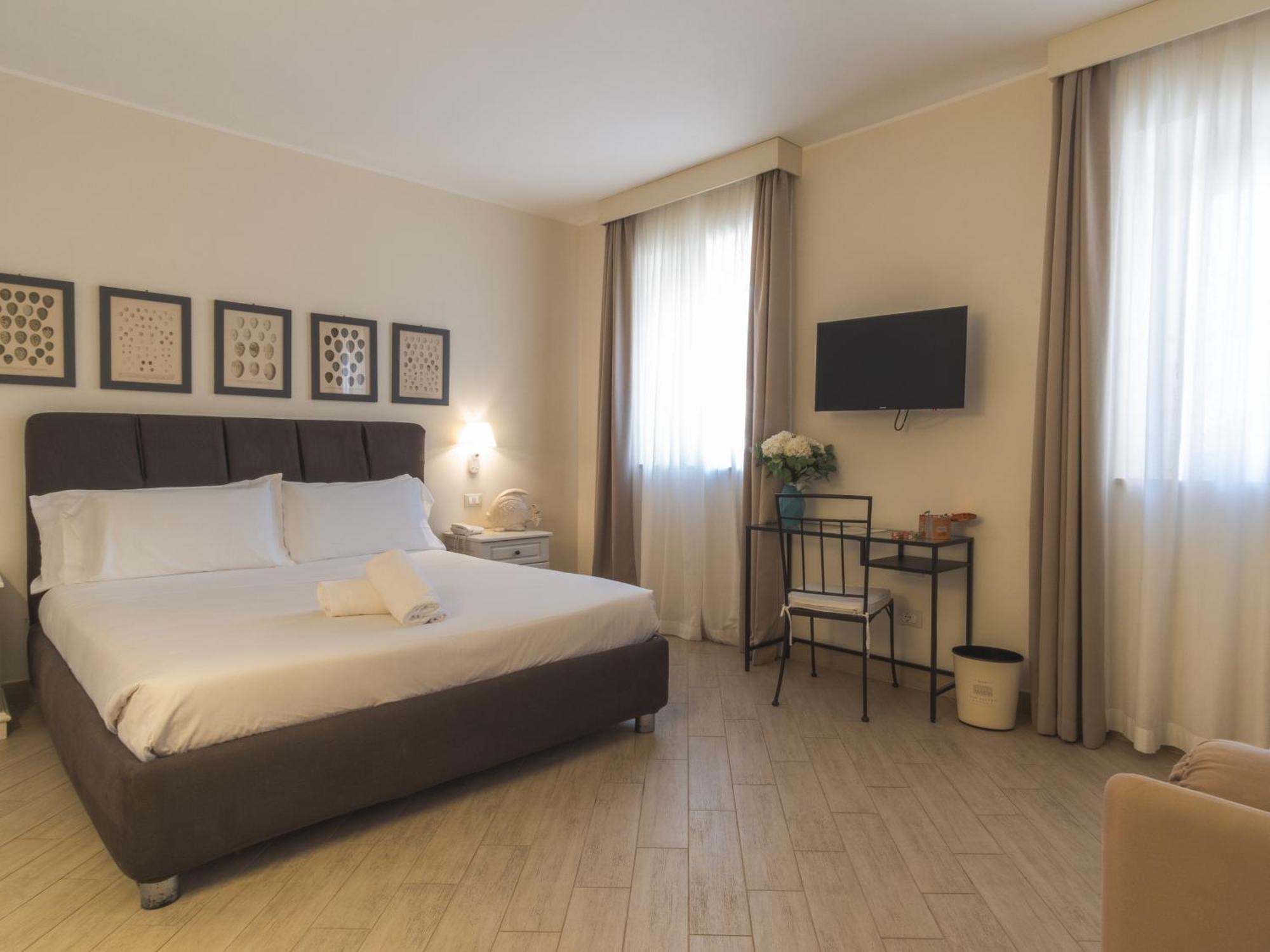 Hotel San Pietro Palace Finale Ligure Dış mekan fotoğraf